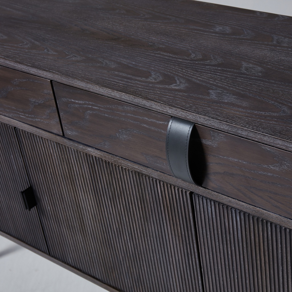 Atman Credenza